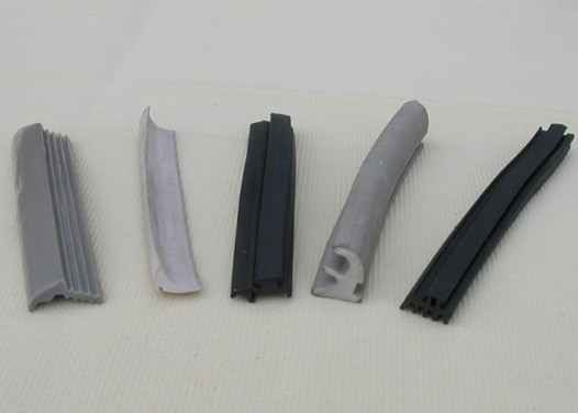 橡膠復(fù)合密封條